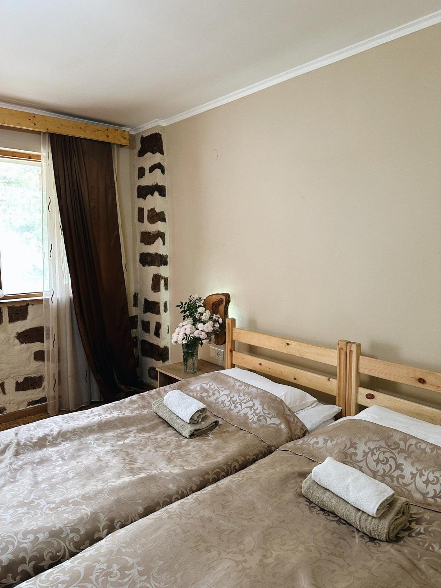 Hovek Guest House Dilijan Exterior photo