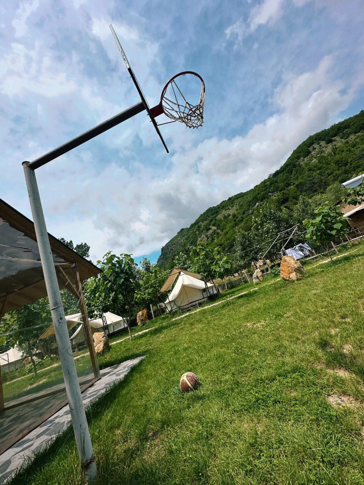 Hovek Guest House Dilijan Exterior photo
